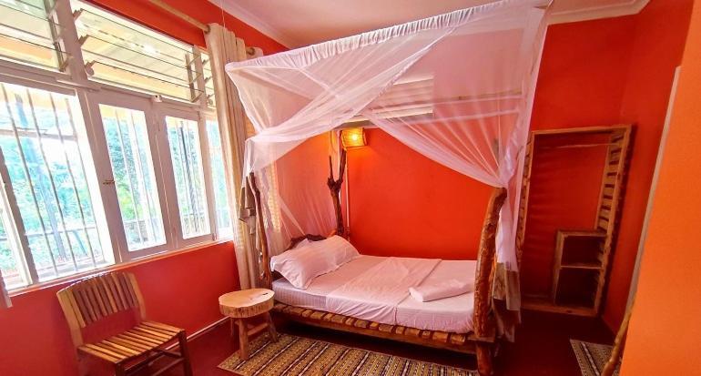 Jinja Backpackers Hostel ภายนอก รูปภาพ